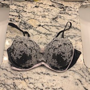 Victoria Secret Lace Bra